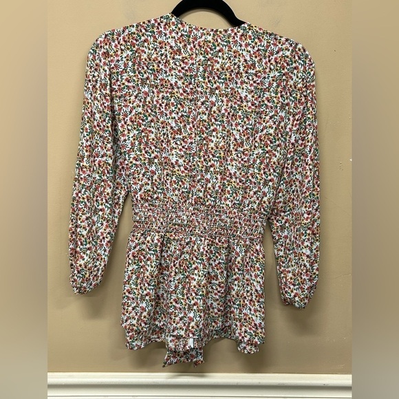 Max Studio Blouse Women Medium Gold Crepe Floral Tunic Boho Tie Front NWT - Picture 2 of 6